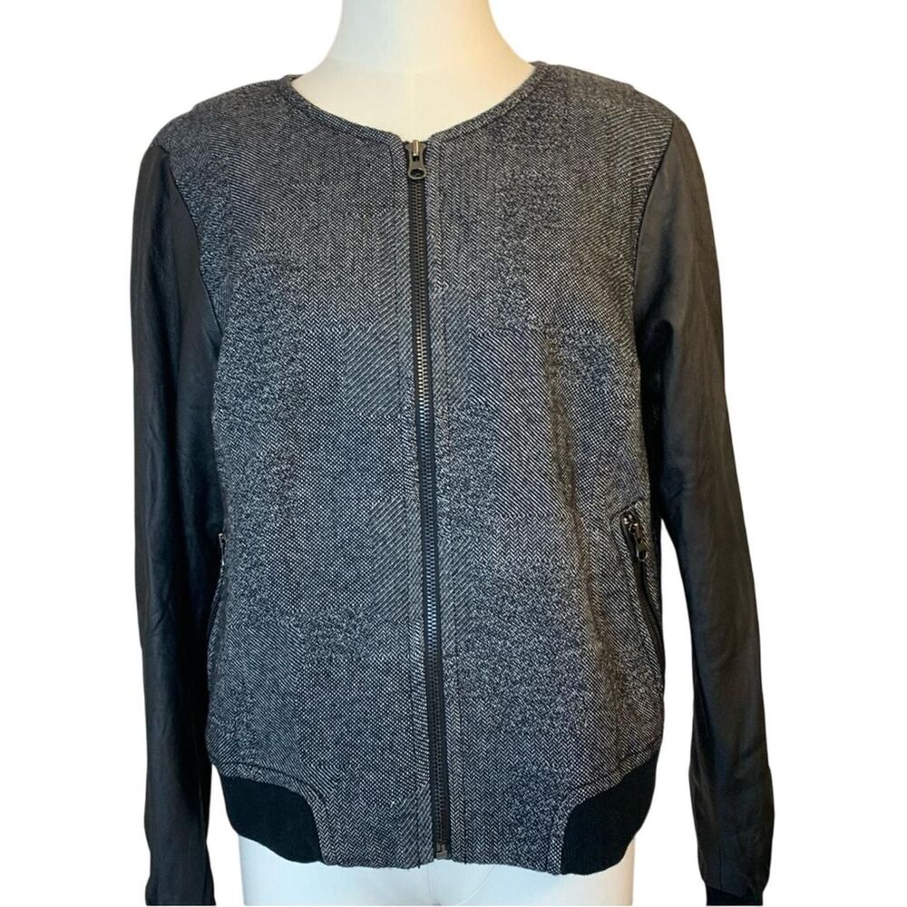 Trina Turk Herringbone Tweed & Leather Bomber Jacket Black Gray Full Zip Size 10